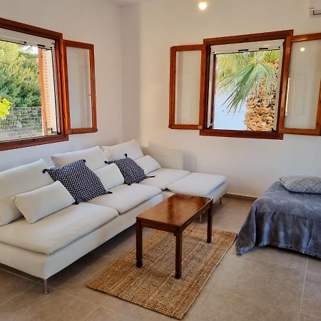 Yvi'S Greek House Apartment Vagia  Екстериор снимка