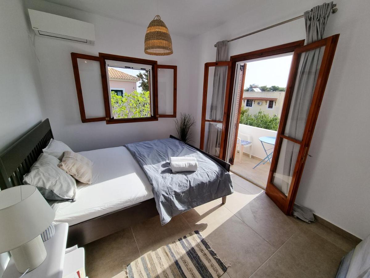 Yvi'S Greek House Apartment Vagia  Екстериор снимка